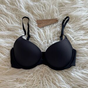 Skims Fits Everybody Push Up Demi Bra Onyx Size 30C